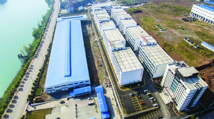 航拍泸溪县武溪镇高新技术产业开发区标准厂房