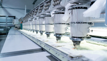 利润突破万亿，轻工业何以交出亮眼成绩单？